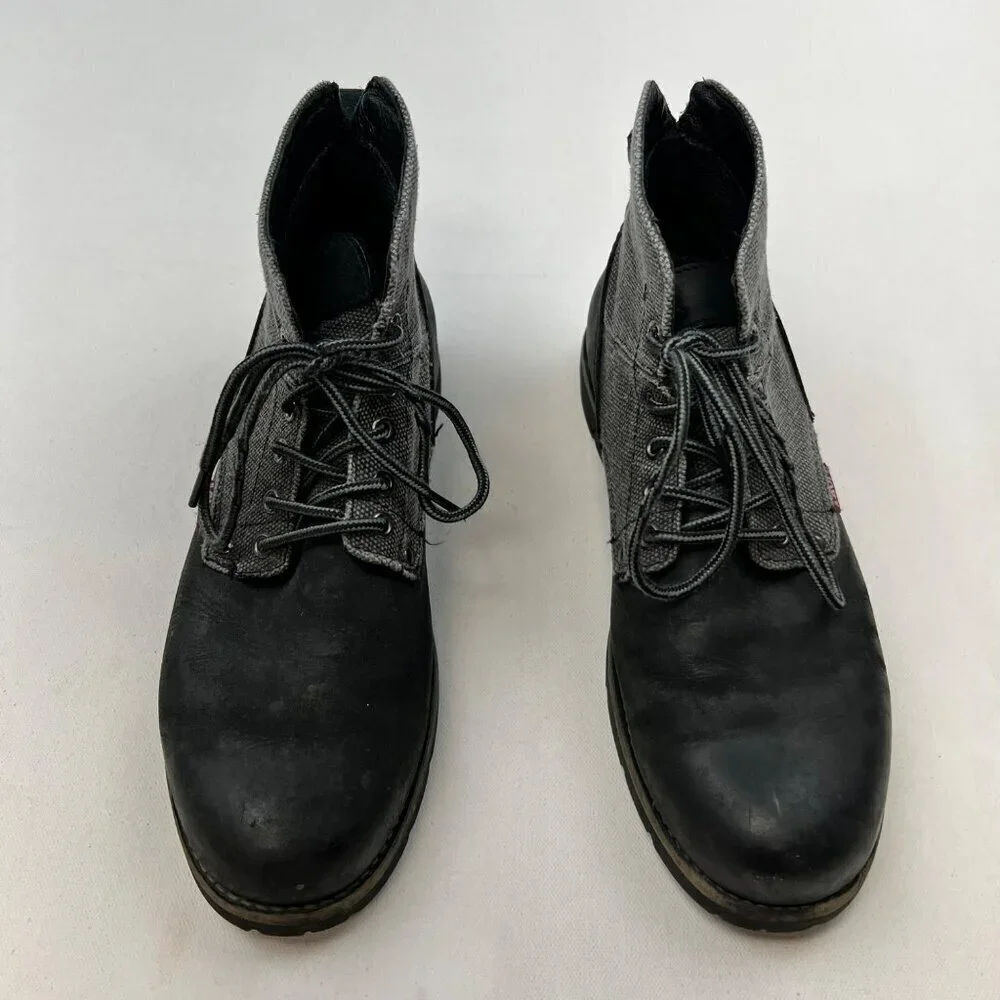 Levi’s Men’s Lace Up Boots Black Leather Gray Textile Size 8.5
